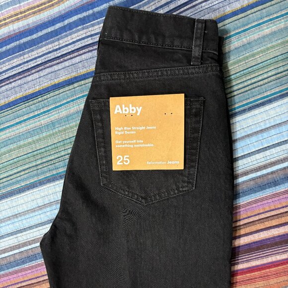 REFORMATION BRAND NEW WITH TAGS Abby High Rise Straight Jeans Size 25 - Picture 8 of 10